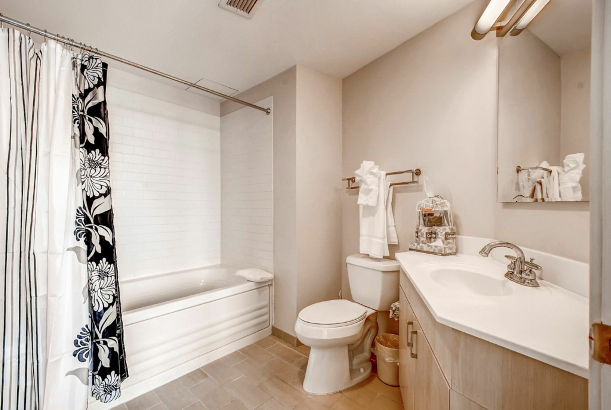 Global Luxury Suites At Boston Garden Экстерьер фото